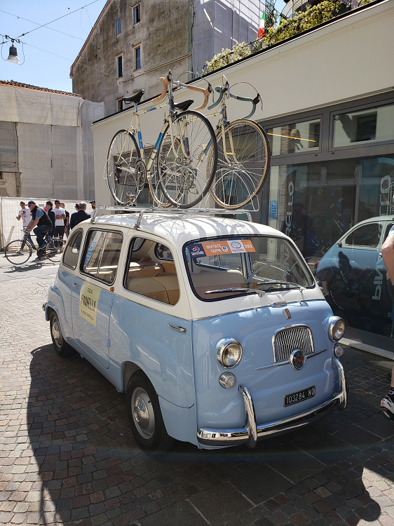 La Bicicletta goes to Italy