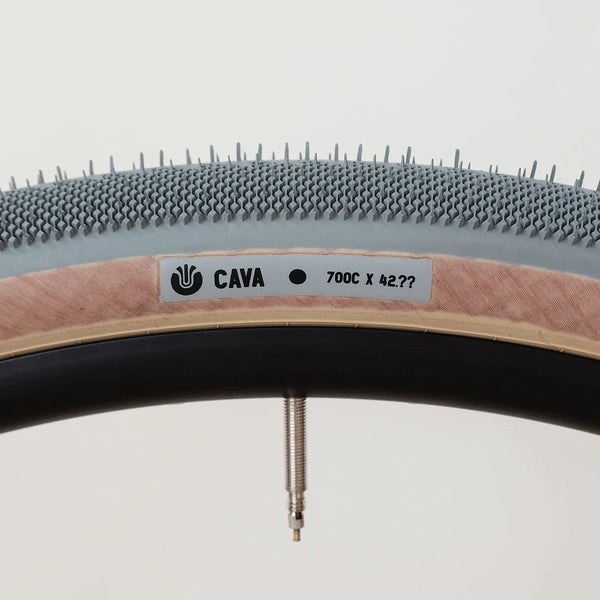 Ultradynamico_Cava_700C_Gray_1