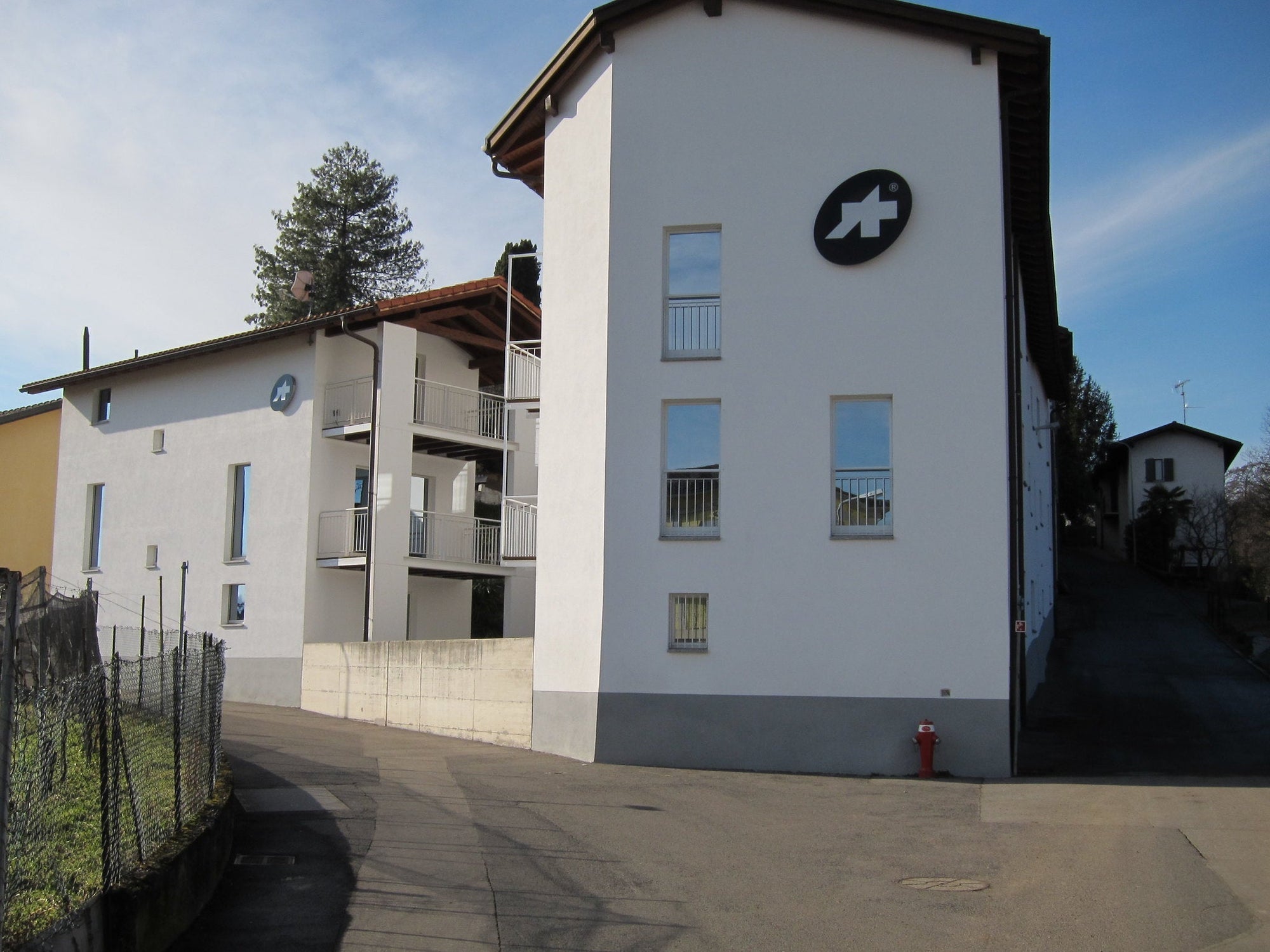 HOW DO YOU SAY ASSOS?