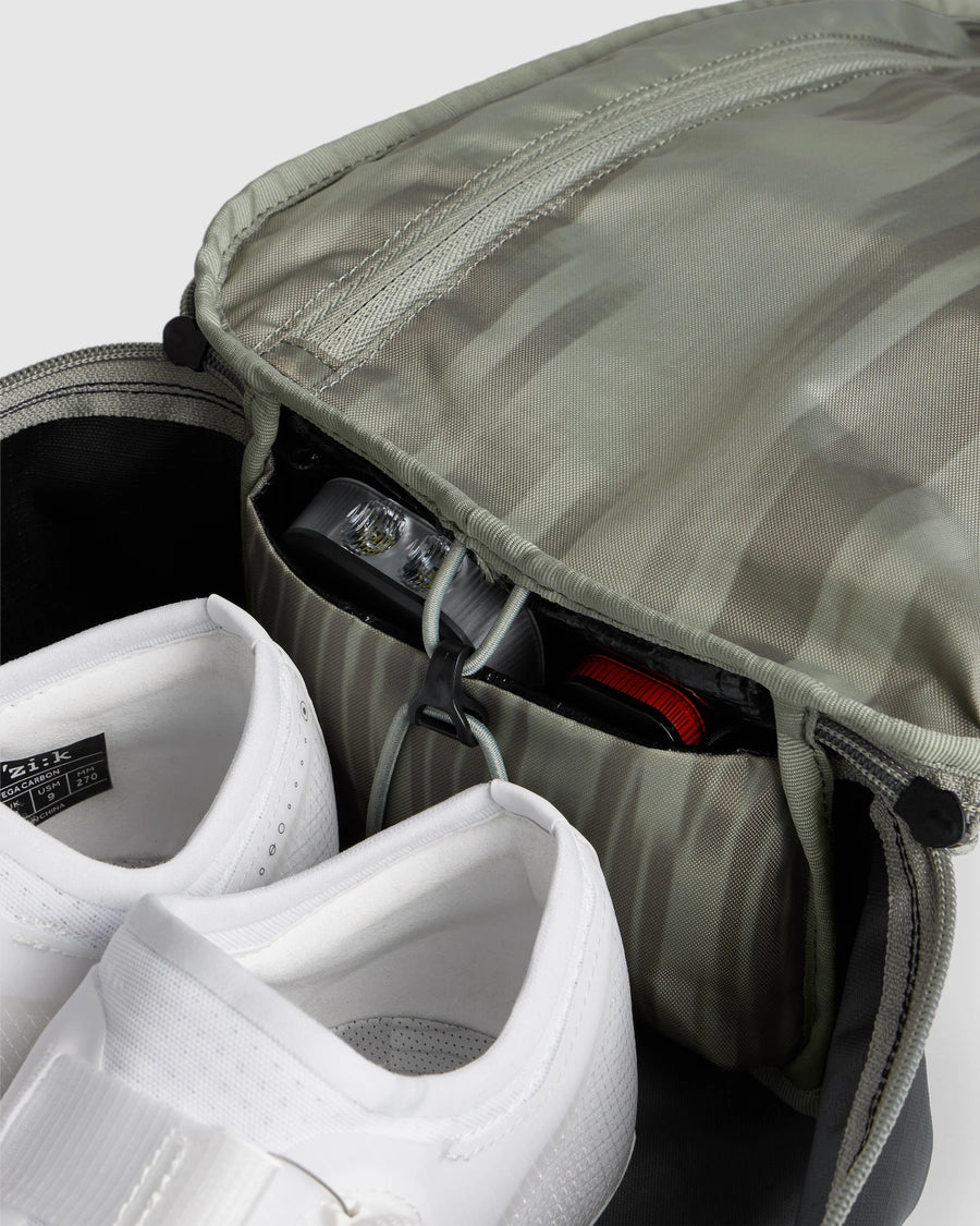 ASSOS X Db ROAMER 3 Piece Travel System