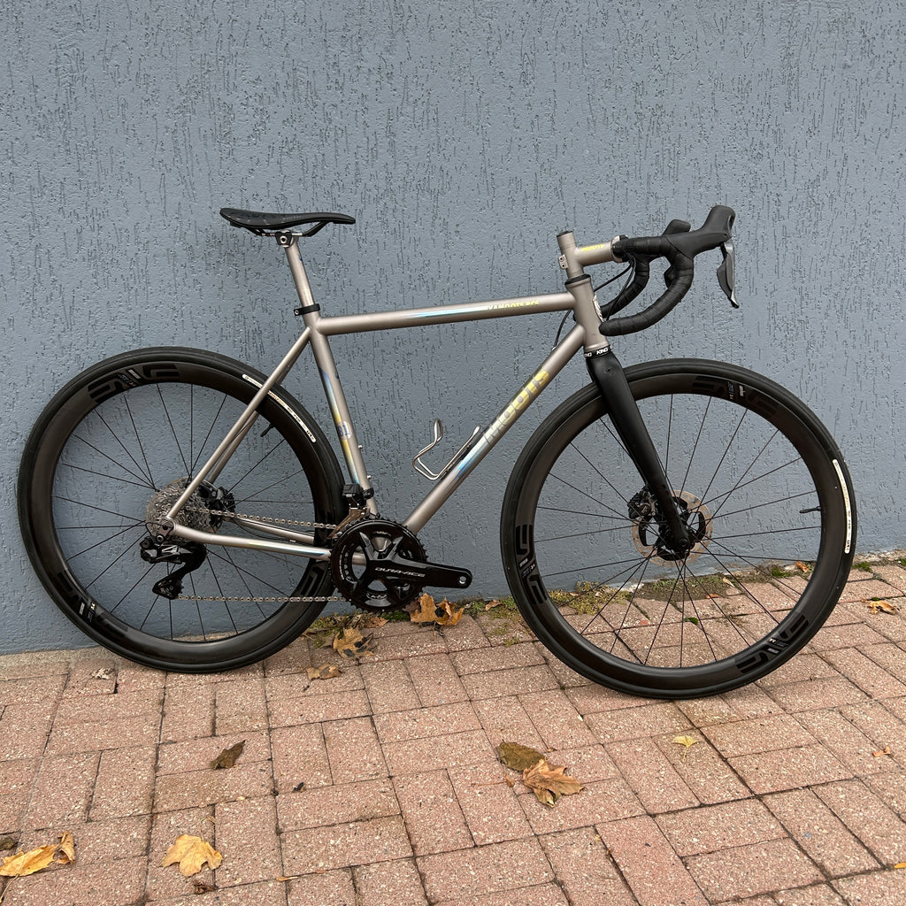 Moots Titanium Vamoots RCS (DEMO) - La Bicicletta Toronto
