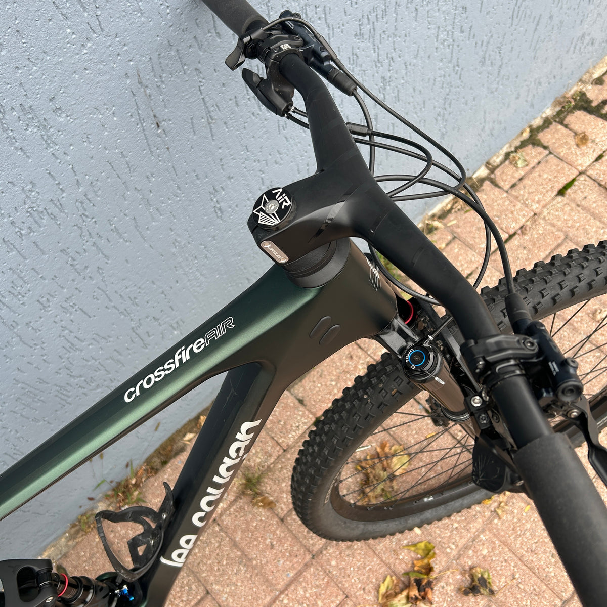 Lee Cougan Crossfire Air MTB (Demo)