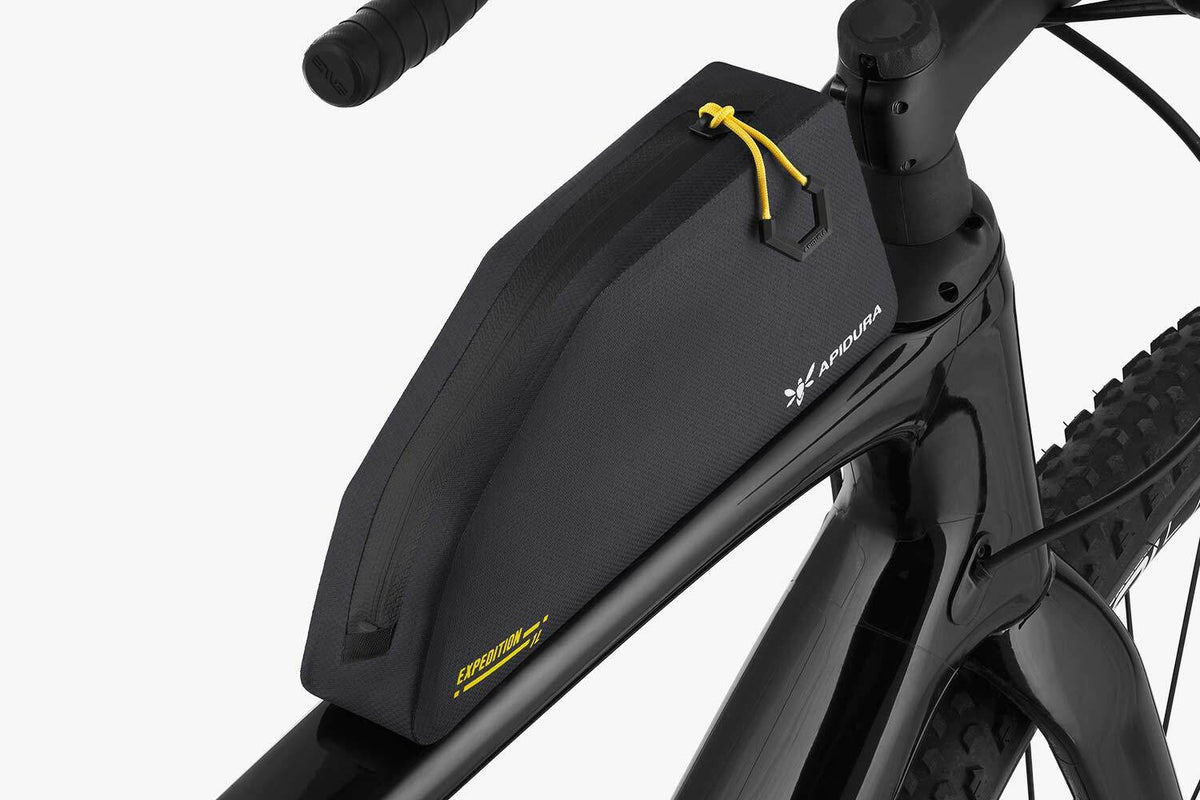 Apidura Expedition Bolt-on Top Tube Pack 1L - Black series