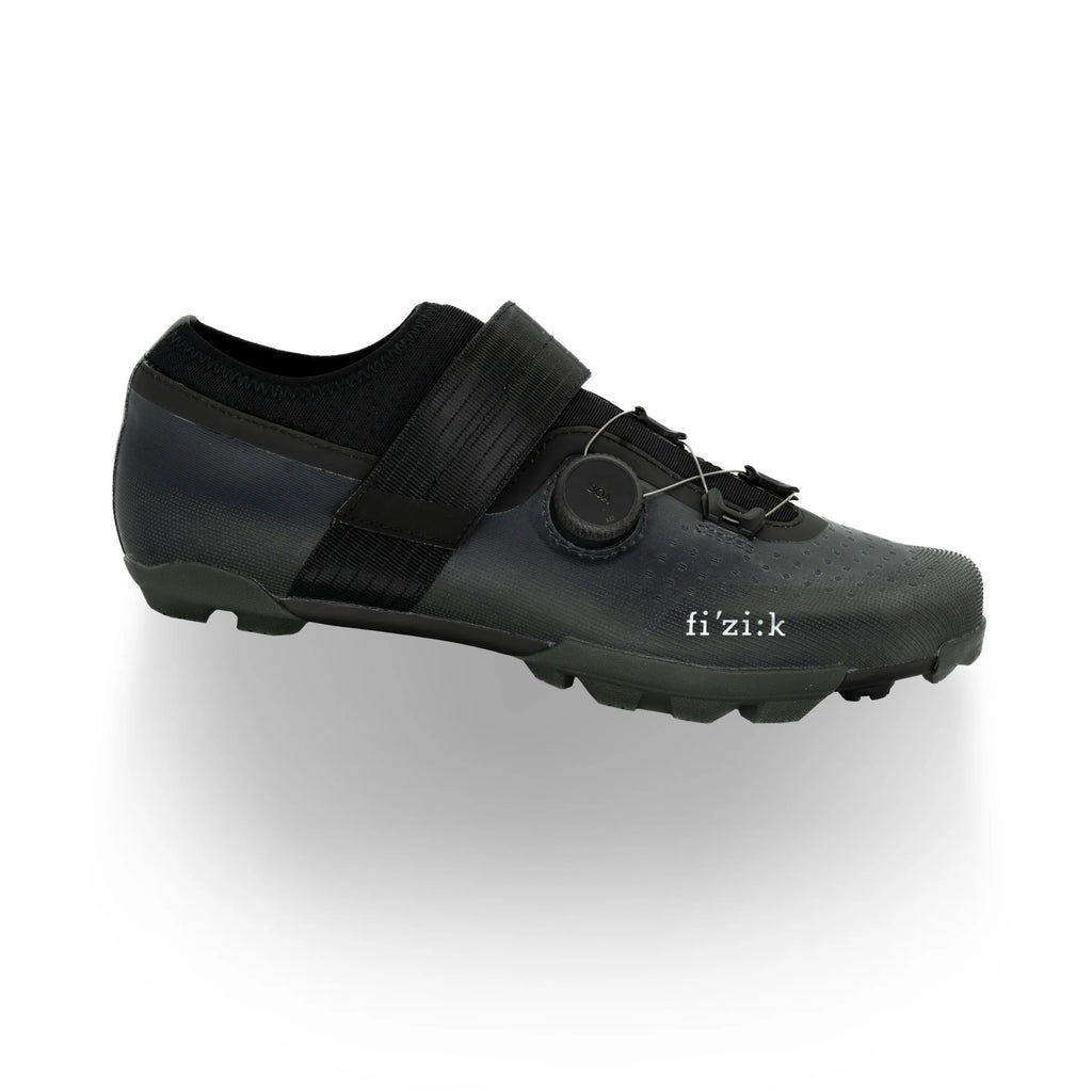フィジーク FEROX CARBON ブラック シューズ Fizik Ferox 2 | Gravel XC Cycling Shoe - La Bicicletta Toronto