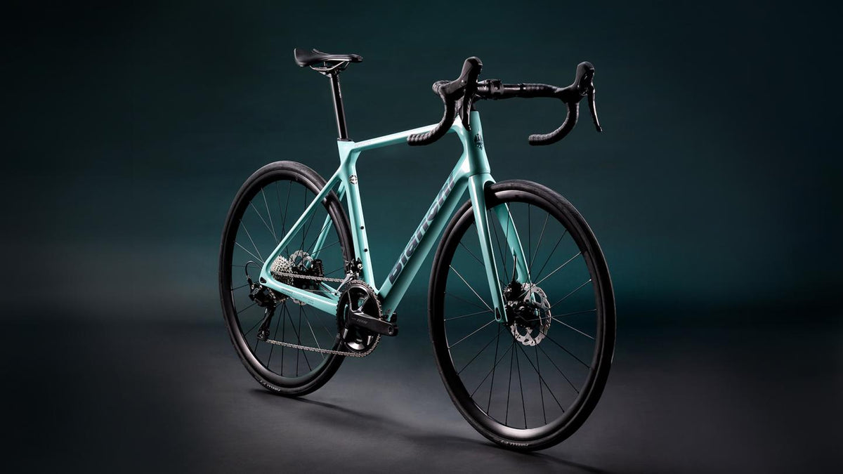 bianchi carbon fibre road bike Bianchi Infinito | Carbon Endurace Bicycle