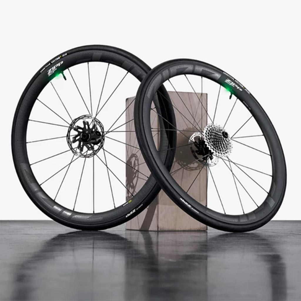 Zipp 303 SW Tubeless Disc Wheel Set