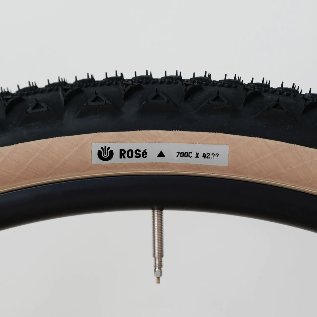 Ultradynamico_Rose_700C_Black_